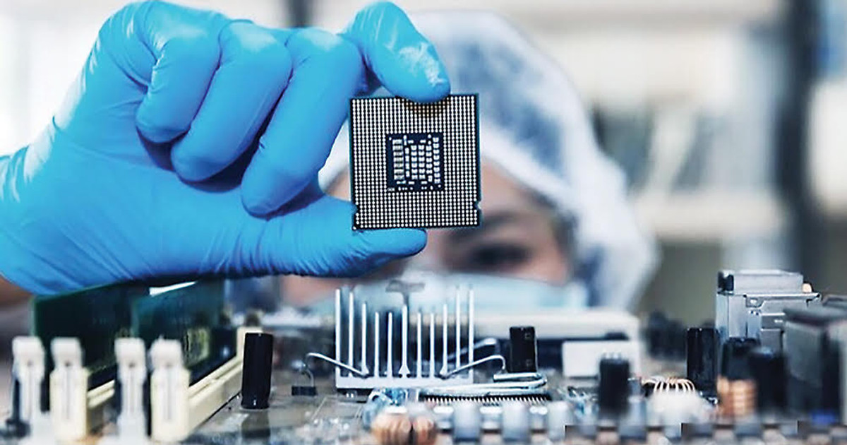 Reuters: Nhà máy sản xuất chip đầu tiên của Việt Nam khó có thể vận hành đúng hạn vào năm 2027