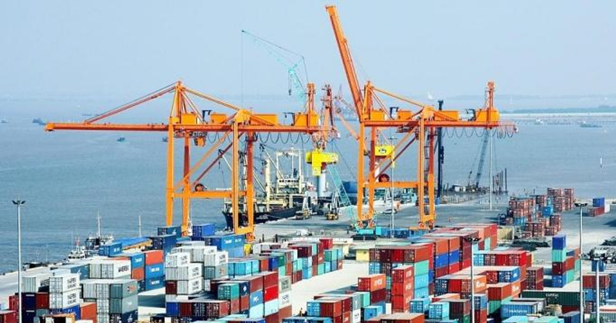 Xuất nhập khẩu hàng hóa Việt Nam áp sát mốc 1.000 tỷ USD: Doanh nghiệp cần lưu ý điều này trước hạn chót 31/12