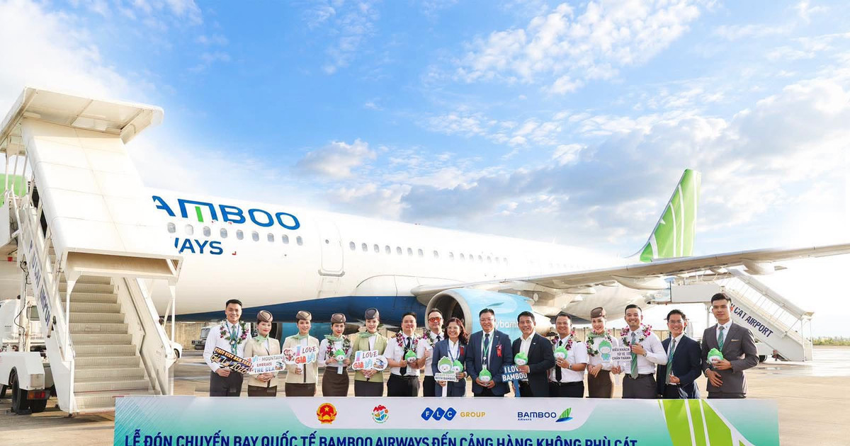 Bamboo Airways dùng chiếc máy bay duy nhất khai trương đường băng mới giữa lúc tập thể nhân viên gửi đơn kêu cứu