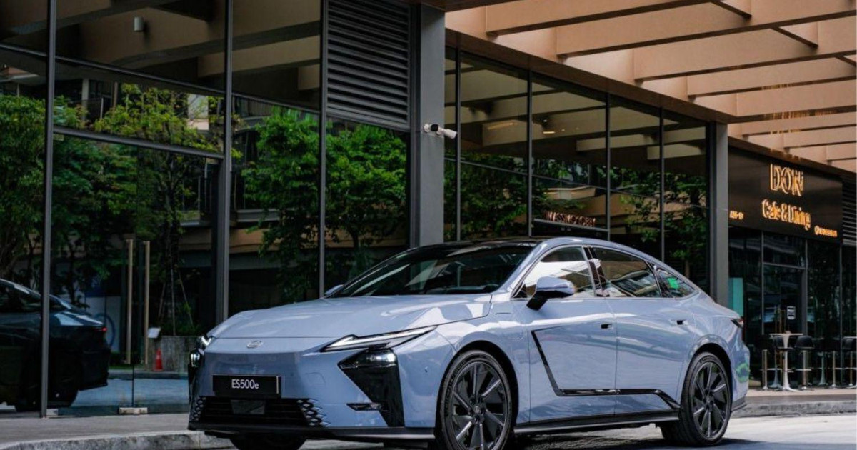 Lexus ES 2026: Định hình lại không gian khoang lái xe sang