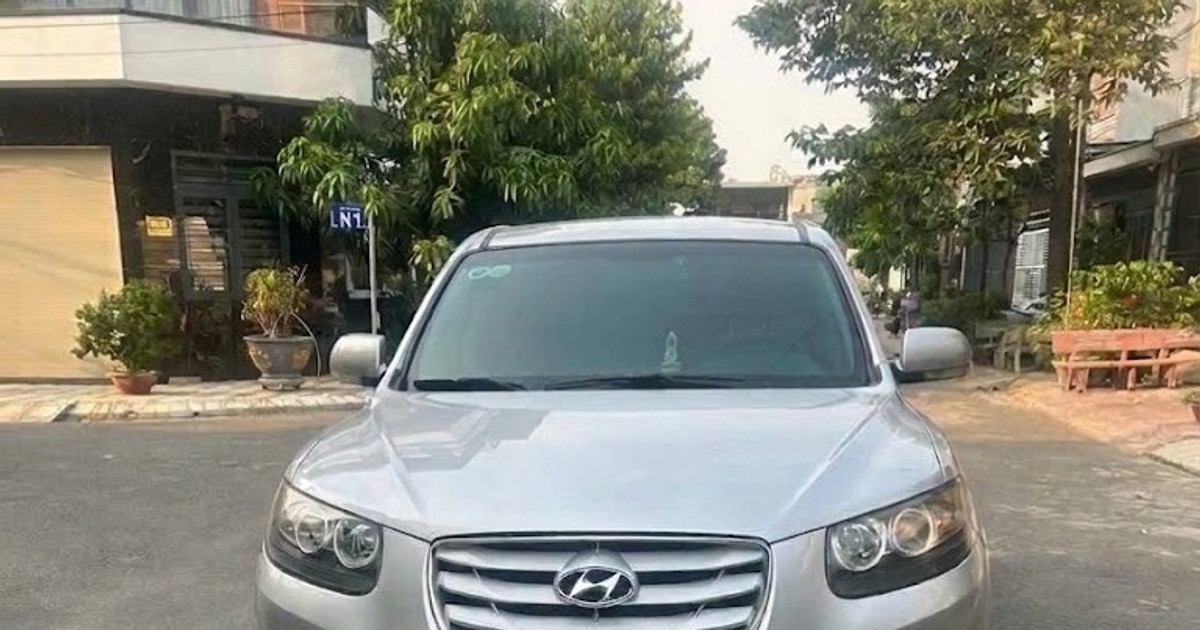 Ngân hàng thanh lý loạt Hyundai Santa Fe chở tiền giá chỉ từ 94 triệu