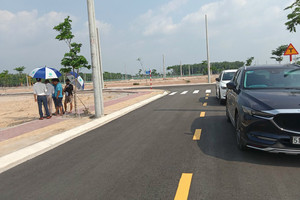 Nhà đầu tư Sài Gòn “săn” đất nền dưới 1 tỉ đồng tại vùng lân cận