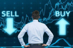 Sau cú trượt dài phiên nay nhà đầu tư mua hay bán ?