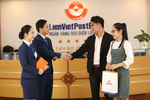 Ngày 22/7/2021, LienVietPostBank chốt danh sách trả cổ tức bằng cổ phiếu tỷ lệ 12%