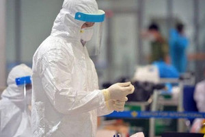 Hà Nội thêm 21 người nghi COVID-19, 2 ca phát hiện qua sàng lọc ho, sốt