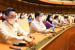 5 năm vay 3,068 triệu tỷ, Quốc hội yêu cầu cải cách tiền lương từ ngày 1/7/2022