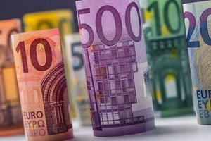 Tỷ giá euro hôm nay 28/7/2021: Đồng loạt tăng vọt