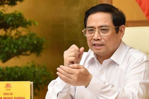 Thủ tướng: TPHCM phải thực hiện Chỉ thị 16 triệt để hơn, lực lượng Quân đội, Công an sẵn sàng phối hợp