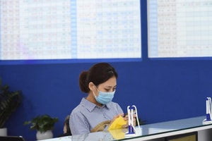 Tự doanh chứng khoán ngắt mạch 6 tuần gom ròng, xả bán mạnh cổ phiếu bank - địa - thép