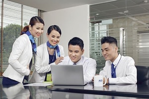 Khuyến nghị cổ phiếu ngày 4/11: KDC, ACB, OCB, SSI