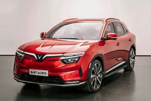 Xe ô tô điện VF e34 đầu tiên được VinFast lên kế hoạch bàn giao đúng dịp Noel