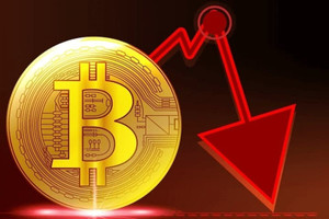 Giá Bitcoin lao dốc có thể do thợ đào bán tháo