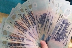 Vì sao nhóm ngân hàng liên tục tăng vốn?