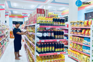 Doanh nghiệp bán lẻ tăng tốc "đón sóng" tiêu dùng dịp cuối năm