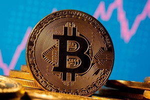 Ngân hàng Trung ương Anh cảnh báo giá Bitcoin có thể về 0