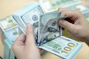 Tỷ giá USD ngày 17/12: USD bắt đầu lao dốc