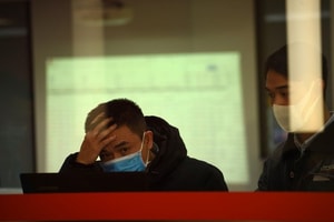 Khuyến nghị hành động cho nhà đầu tư chứng khoán phiên 23/12