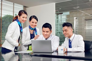 Tự doanh mua ròng hơn 500 tỷ đồng phiên giữa tuần