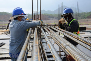 Giá thép xây dựng hôm nay 14/1: Tiếp tục đi lên