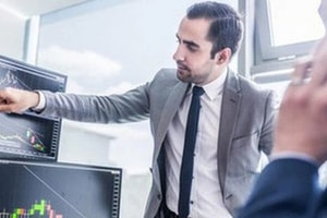 Phiên 10/1: Khối ngoại chưa ngừng bán VIC, dòng tiền tháo khỏi nhiều Bluechip địa ốc