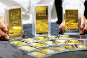 Phiên giao dịch đầu tuần: Giá vàng miếng tăng 800.000 đồng/lượng