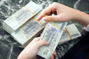 Bộ Tài chính và Ngân hàng Nhà nước ký kết Quy chế mua bán ngoại tệ