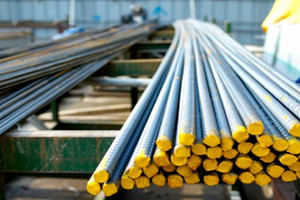 Giá thép xây dựng vượt 18 triệu đồng/tấn