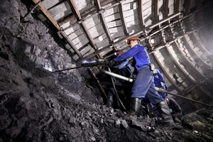 Năm 2022, Việt Nam cần nhập khẩu 25 triệu tấn than cho sản xuất điện và phân bón
