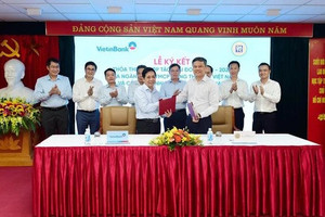 Vietinbank và DATC ký thỏa thuận hợp tác toàn diện giai đoạn 2022 - 2027