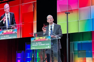 Tim Cook lo ngại về việc sideload hệ điều hành iOS