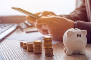 Tiền nhàn rỗi của người dân chảy mạnh về "túi" ngân hàng những tháng đầu năm 2022