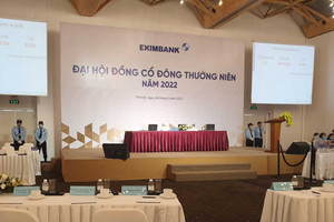 Eximbank - "Bom xịt" giữa mùa ĐHCĐ 2022