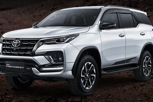 Toyota Fortuner 2022 chính thức ra mắt thị trường Việt Nam