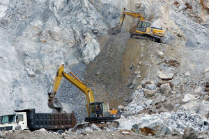 Nhiều doanh nghiệp “rót vốn" đầu tư khai khoáng nhôm ở Tây Nguyên