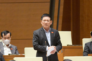 Bộ trưởng Bộ Tài chính: Xe biếu, tặng không được miễn, giảm bất kỳ loại thuế nào