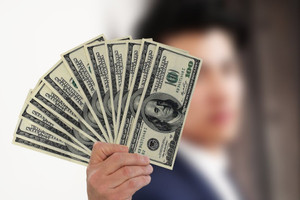 Tỷ giá USD hôm nay 25/6: Đồng USD quay đầu giảm