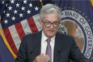 Jerome Powell: Đã đến lúc giảm tốc độ tăng lãi suất - Chứng khoán Phố Wall tăng vọt