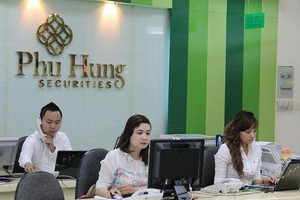 Chứng khoán Phú Hưng (PHS): Đơn vị liên quan đến Chủ tịch muốn bán 6 triệu cổ phiếu