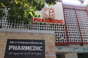 Một doanh nghiệp dược hễ lãi về là đem chia cổ tức
