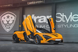 Siêu xe McLaren 720S Spider bán tại Việt Nam với giá "khủng"