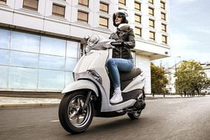 Bảng giá xe máy Yamaha Latte 2022 mới nhất ngày 13/11/2022