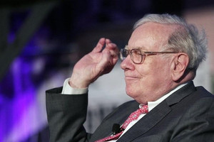 Tỷ phú Warren Buffet tiếp tục "tiến công" S&P 500 sau khoản lỗ 10 tỷ USD trong quý 3