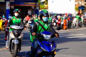 Công ty mẹ Gojek cố thoát lỗ