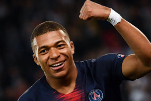 Tuổi 23 huy hoàng của "cầu thủ triệu phú" Kylian Mbappe