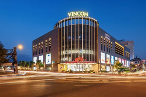Vincom Retail: Doanh thu 2023 sẽ cán mốc 10 nghìn tỷ, cổ phiếu VRE có thăng hoa?