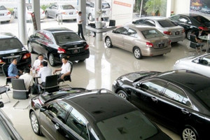 Thị trường ô tô cận Tết sôi động với nhiều ưu đãi khủng