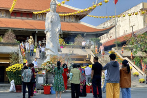 Đi lễ chùa đầu năm Quý Mão 2023 thế nào để "sở cầu như nguyện"?