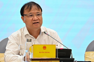 Thứ trưởng Bộ Công thương trả lời về phương án điều chỉnh giá điện và xử lý khoản lỗ 31.000 tỷ của EVN