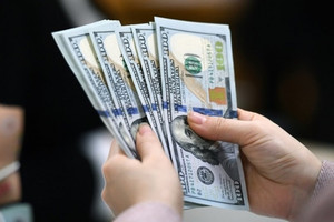 Tỷ giá USD hôm nay 3/3: Đồng đô la lấy lại đà tăng ở mức gần 105 điểm