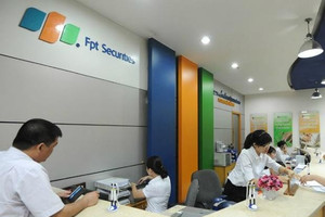 Chứng khoán FPT (FTS) dự lãi năm 2023 giảm 34%